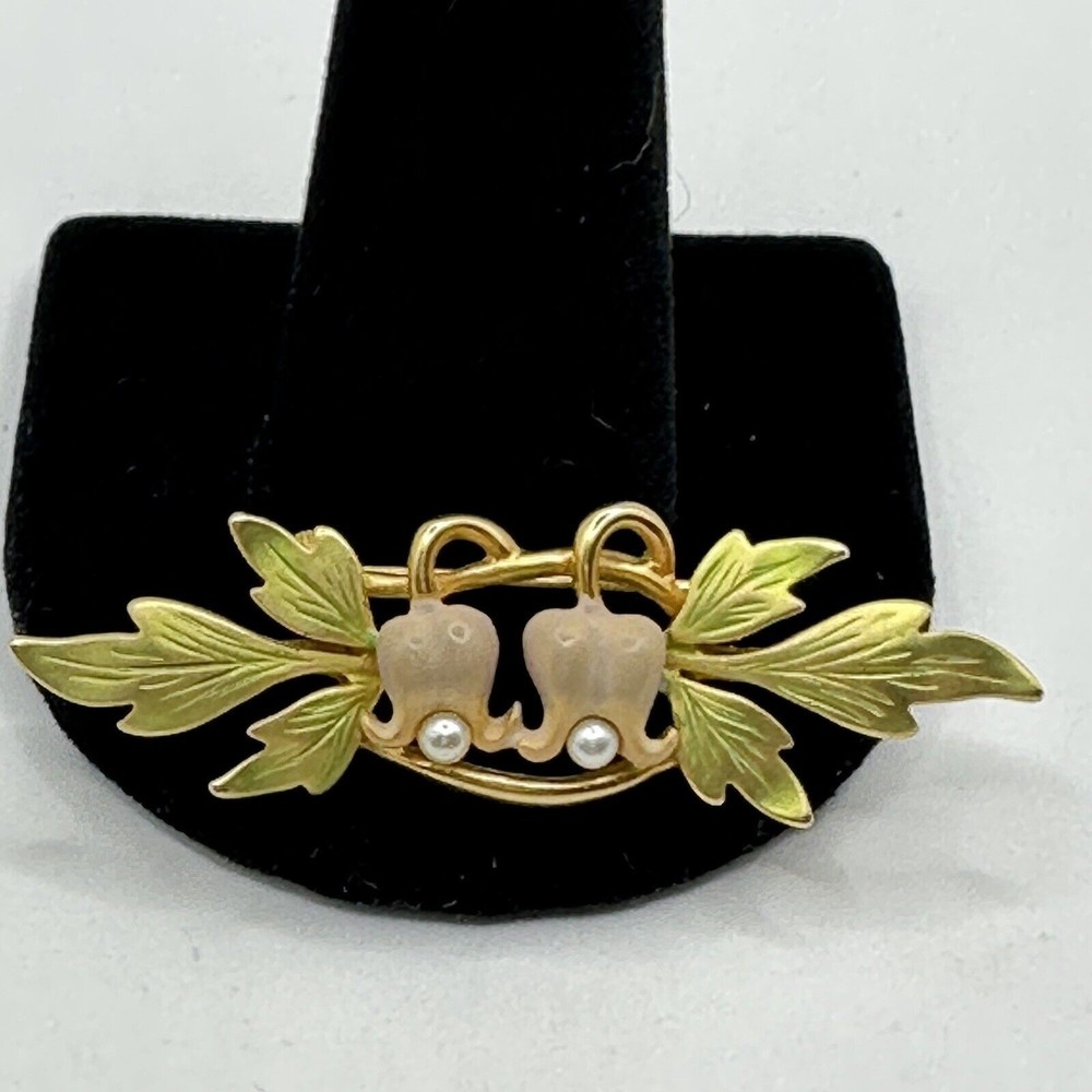 JOAN RIVERS VICTORIAN LOOK BLEEDING HEART ENAMEL FAUX PEARL BROOCH PIN